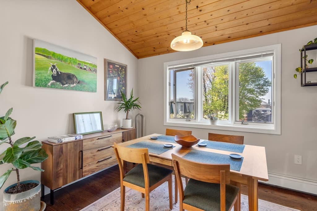 32 Farragut Ave # 3, Somerville MA 02144 photo 3