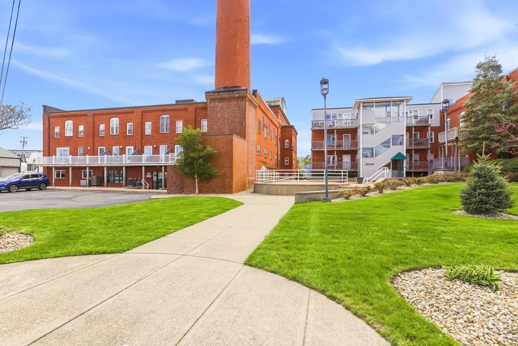 Condominium at 45 Main St # 27, Wareham MA 02571, photo 28 of 29
