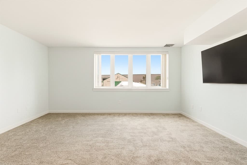 Condominium at 45 Main St # 27, Wareham MA 02571, photo 8 of 29
