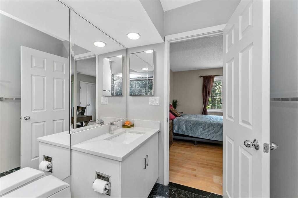 Condominium at 1175 Chestnut Street # 12, Newton MA 02464, photo 27 of 40