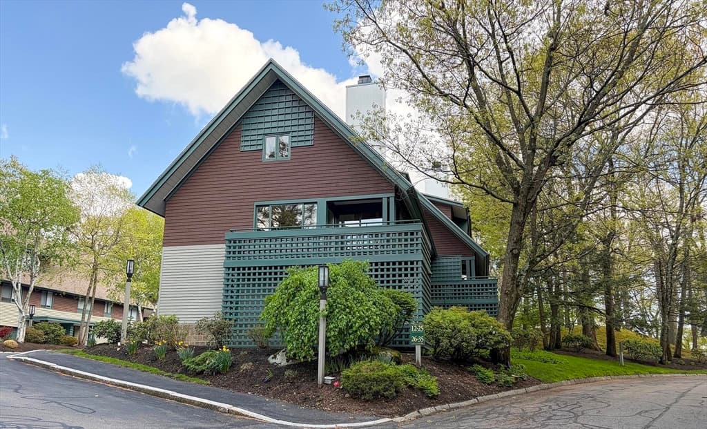 1175 Chestnut Street # 12, Newton MA 02464
