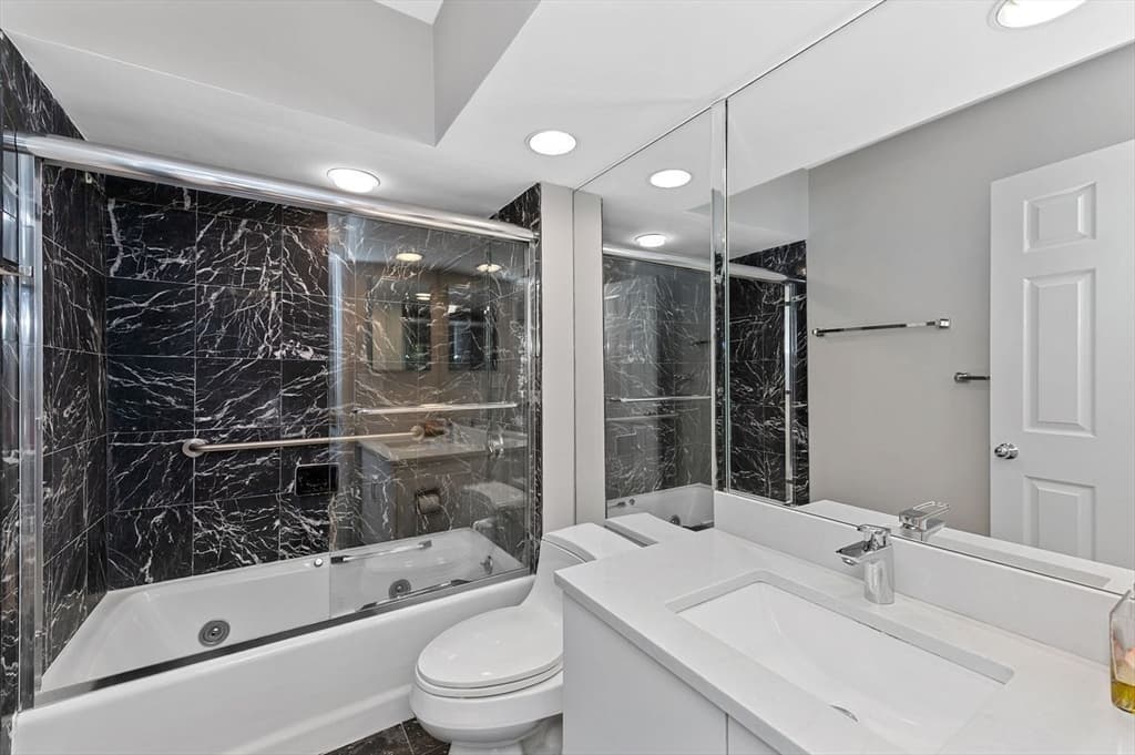 Condominium at 1175 Chestnut Street # 12, Newton MA 02464, photo 28 of 40
