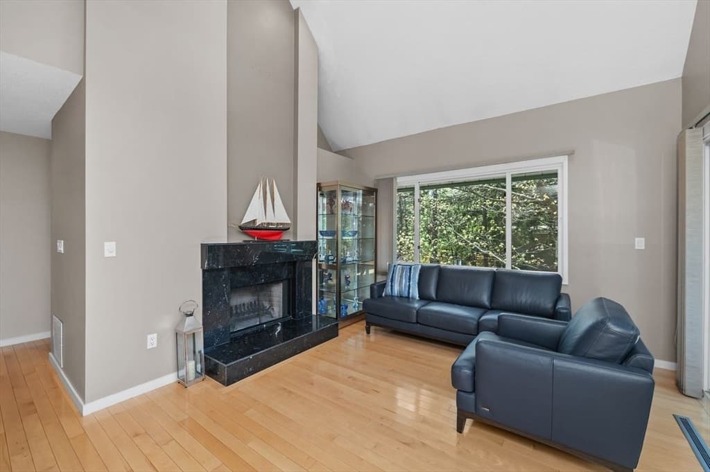 Condominium at 1175 Chestnut Street # 12, Newton MA 02464, photo 5 of 40