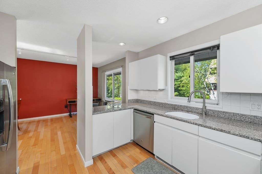 Condominium at 1175 Chestnut Street # 12, Newton MA 02464, photo 20 of 40