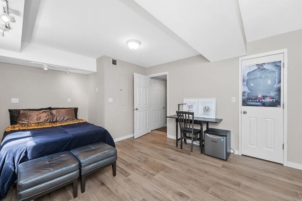 Condominium at 1175 Chestnut Street # 12, Newton MA 02464, photo 9 of 40