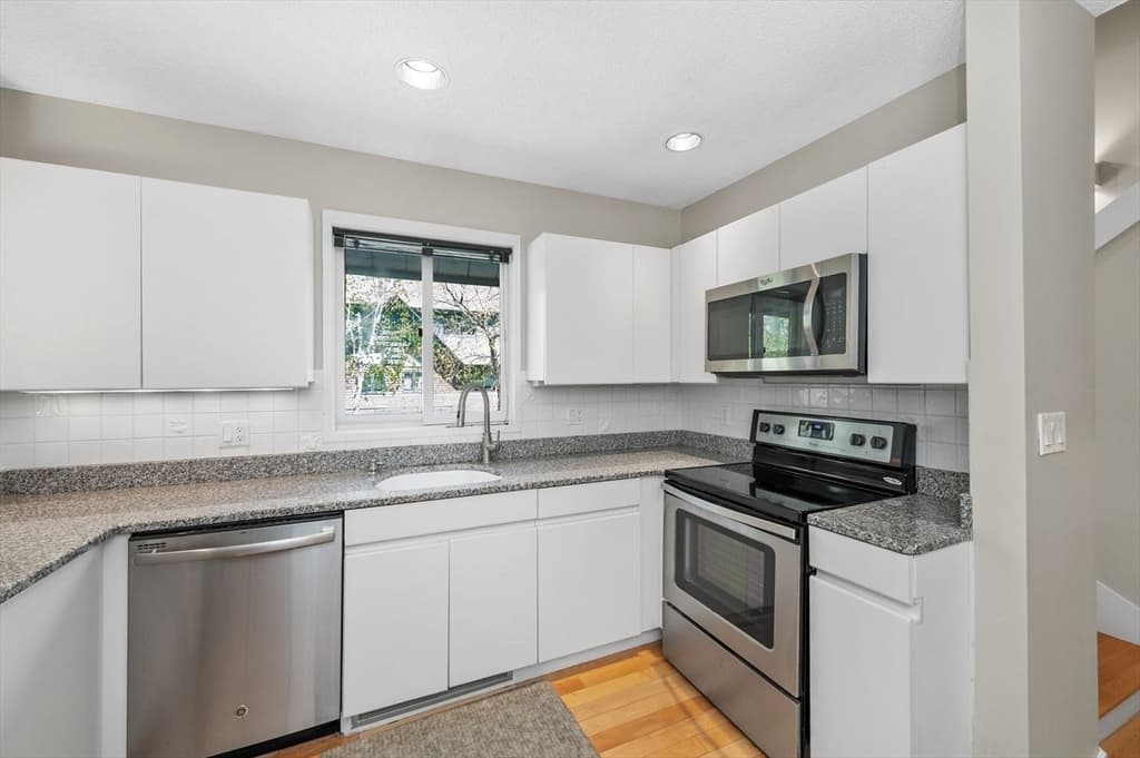 Condominium at 1175 Chestnut Street # 12, Newton MA 02464, photo 19 of 40
