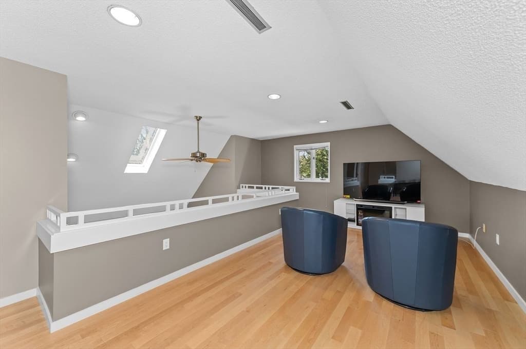 Condominium at 1175 Chestnut Street # 12, Newton MA 02464, photo 35 of 40
