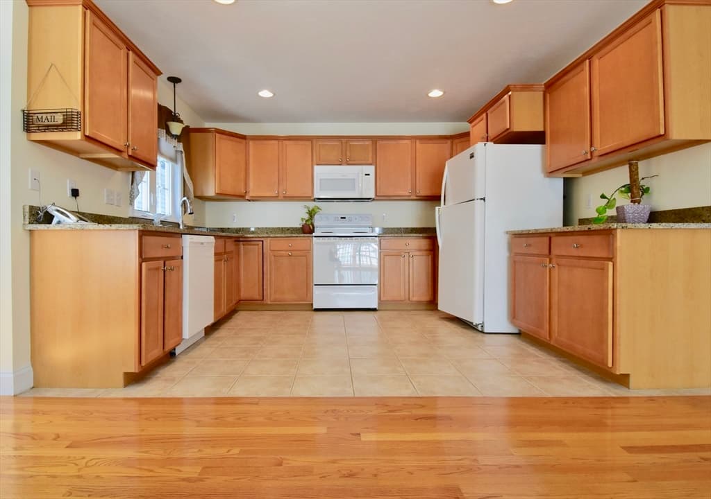 3 Enaya Cir # 3, Worcester MA 01606 photo 6
