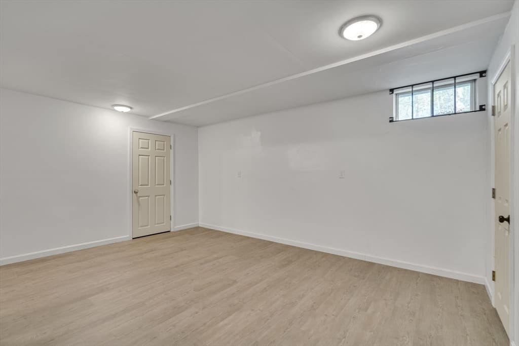 Single Family Residence at 3 Avalon Court, Methuen MA 01844, Methuen, photo 30 of 40