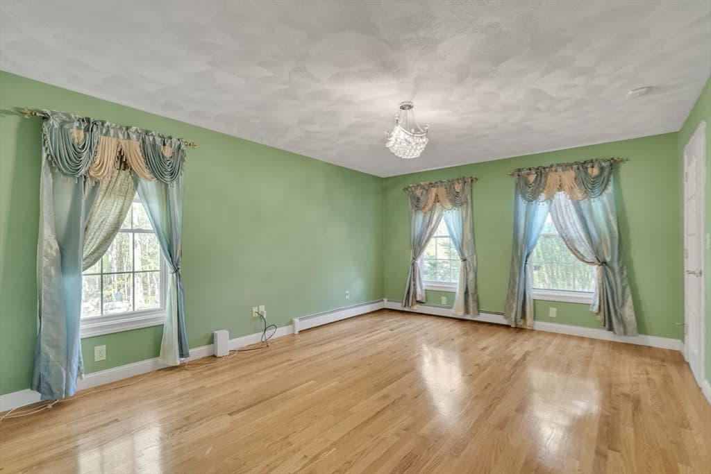 Single Family Residence at 3 Avalon Court, Methuen MA 01844, Methuen, photo 18 of 40