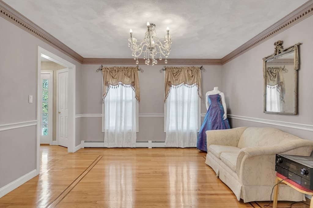 Single Family Residence at 3 Avalon Court, Methuen MA 01844, Methuen, photo 11 of 40