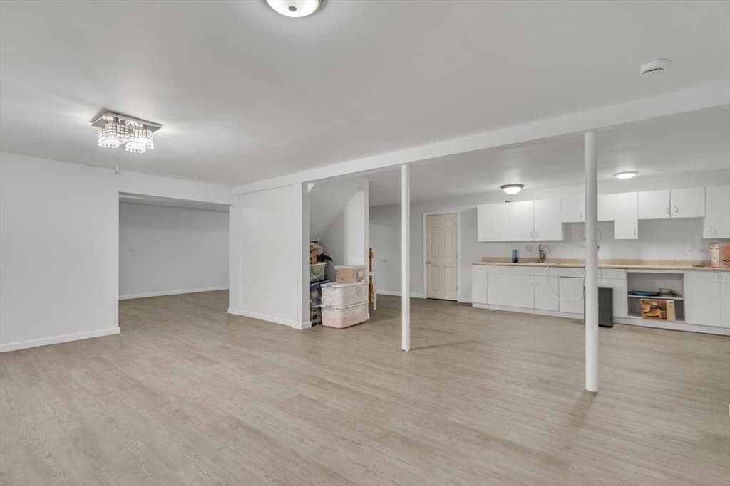 Single Family Residence at 3 Avalon Court, Methuen MA 01844, Methuen, photo 31 of 40