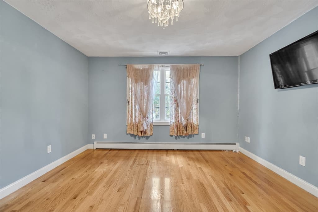 Single Family Residence at 3 Avalon Court, Methuen MA 01844, Methuen, photo 21 of 40