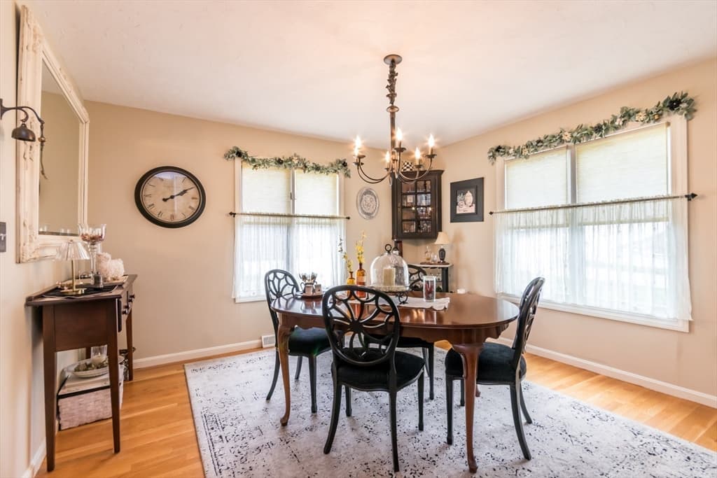 Condominium at 6 Aspen Rd # 6, Bourne MA 02532, photo 17 of 40