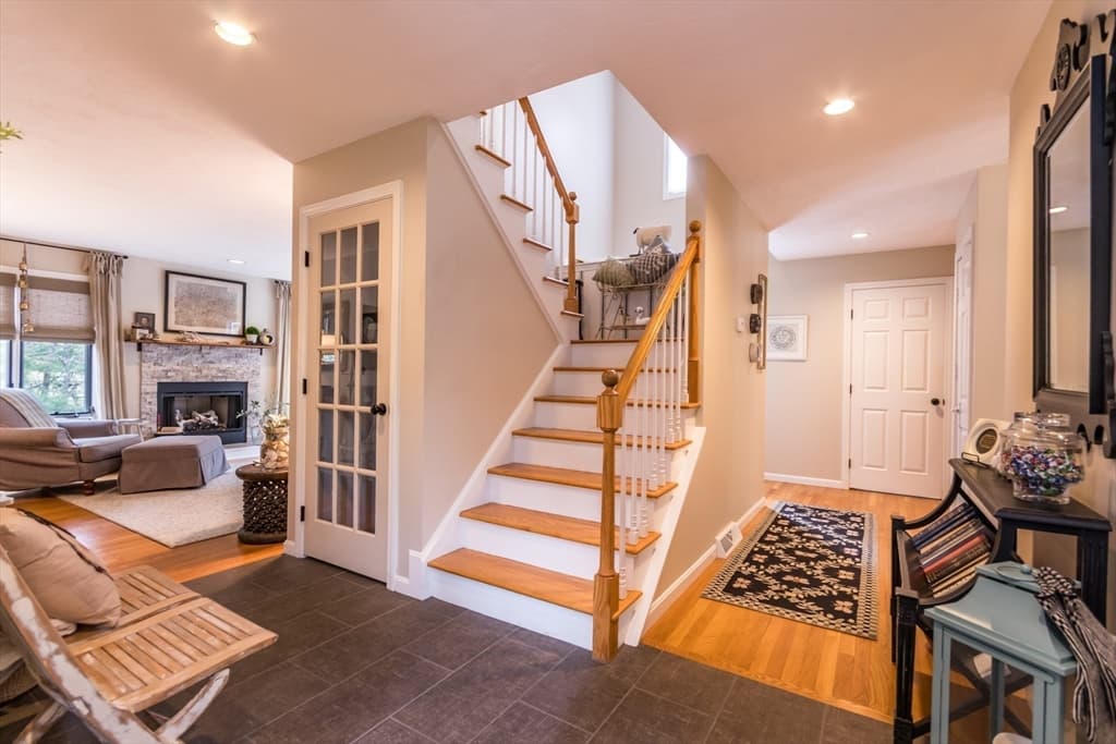Condominium at 6 Aspen Rd # 6, Bourne MA 02532, photo 9 of 40