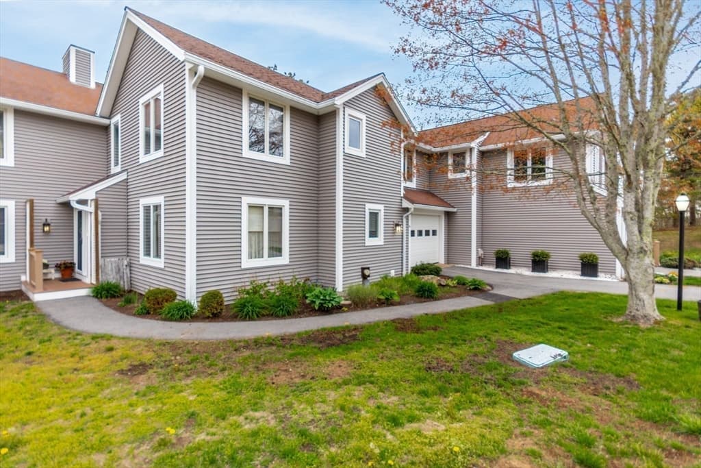 Condominium at 6 Aspen Rd # 6, Bourne MA 02532, photo 35 of 40