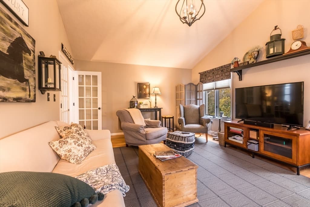 Condominium at 6 Aspen Rd # 6, Bourne MA 02532, photo 21 of 40