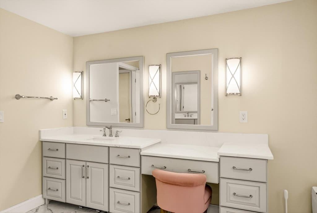 Condominium at 4 Deer Grass Ln # 4, Acton MA 01720, photo 23 of 42