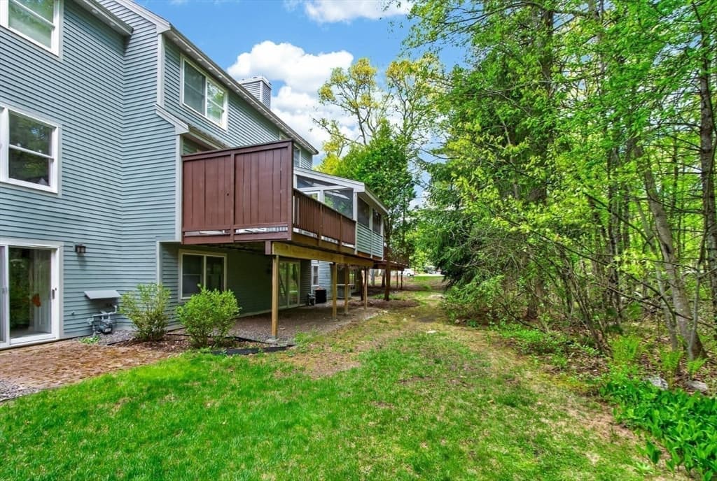 Condominium at 4 Deer Grass Ln # 4, Acton MA 01720, photo 16 of 42