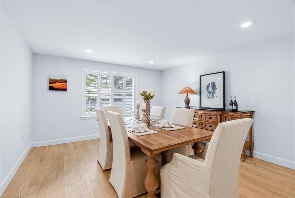 Condominium at 4 Deer Grass Ln # 4, Acton MA 01720, photo 10 of 42