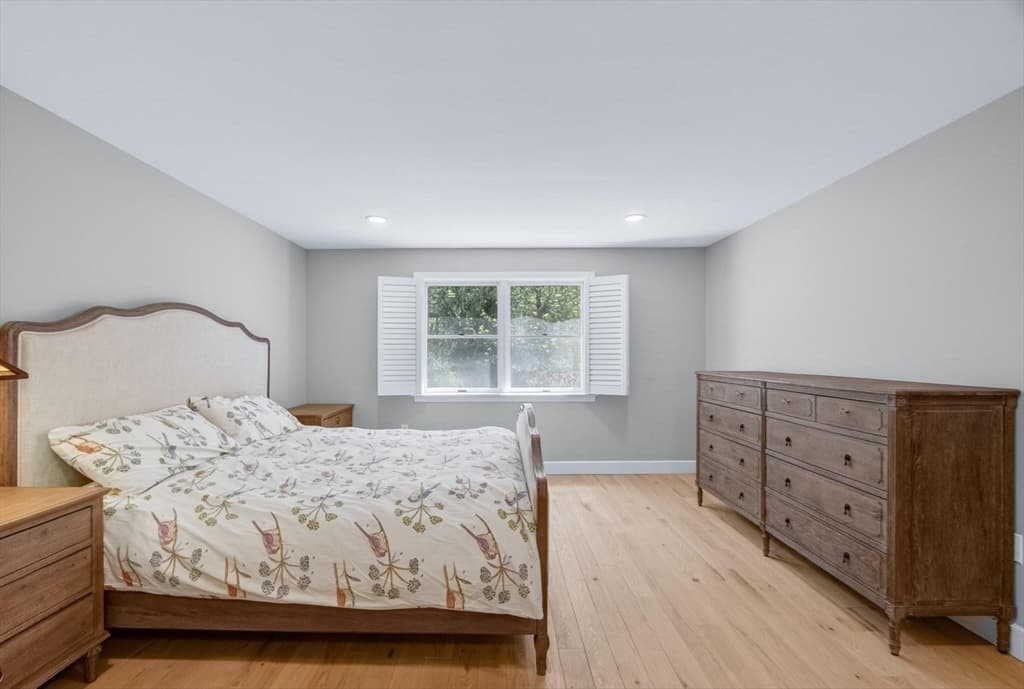 Condominium at 4 Deer Grass Ln # 4, Acton MA 01720, photo 19 of 42