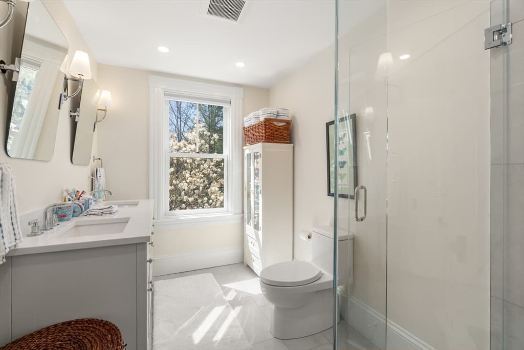 9 Farrar Street # 9, Cambridge MA 02138 photo 16