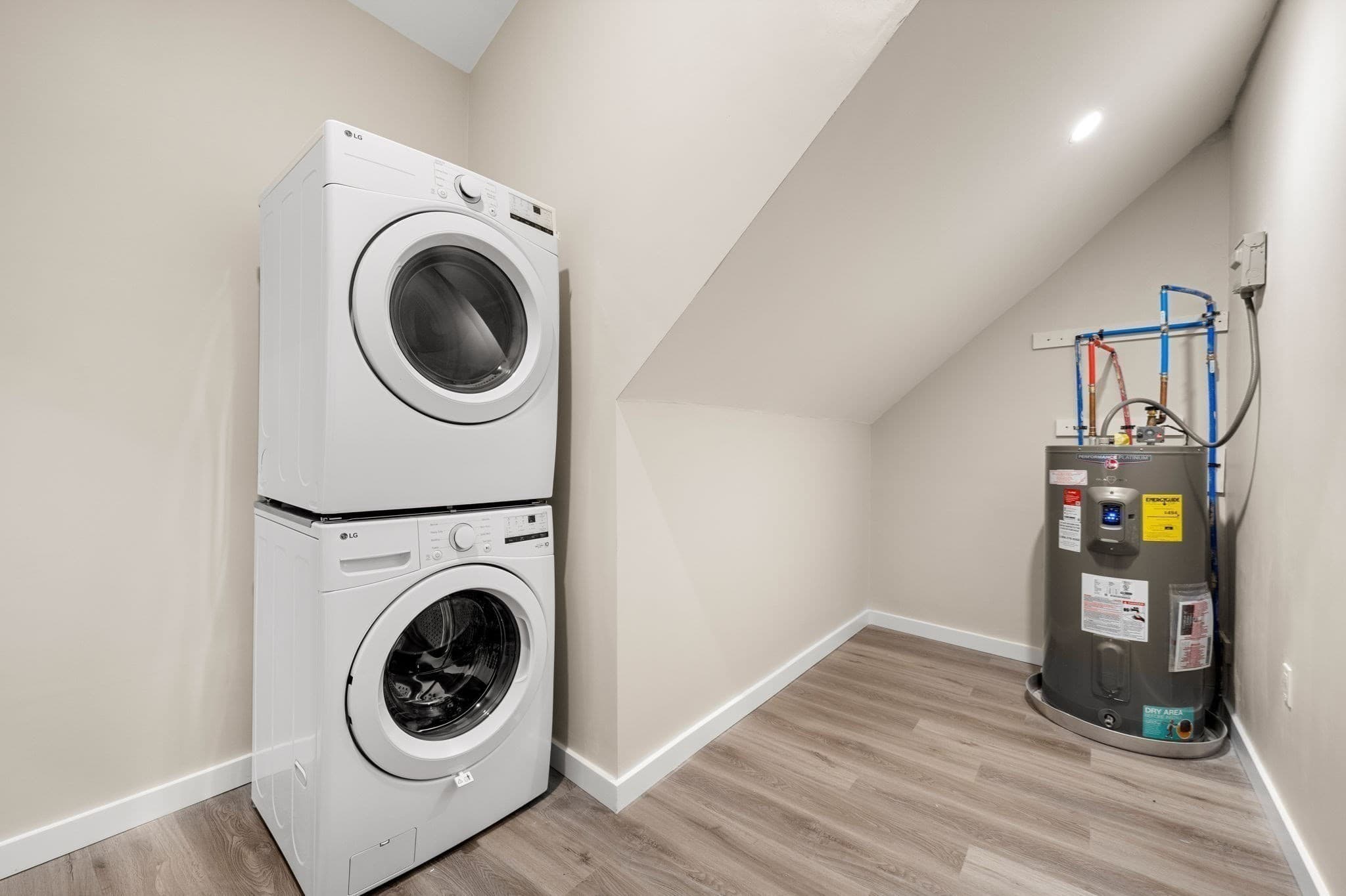Condominium at 14 Schuyler # 4, Boston MA 02121, Boston, photo 26 of 31