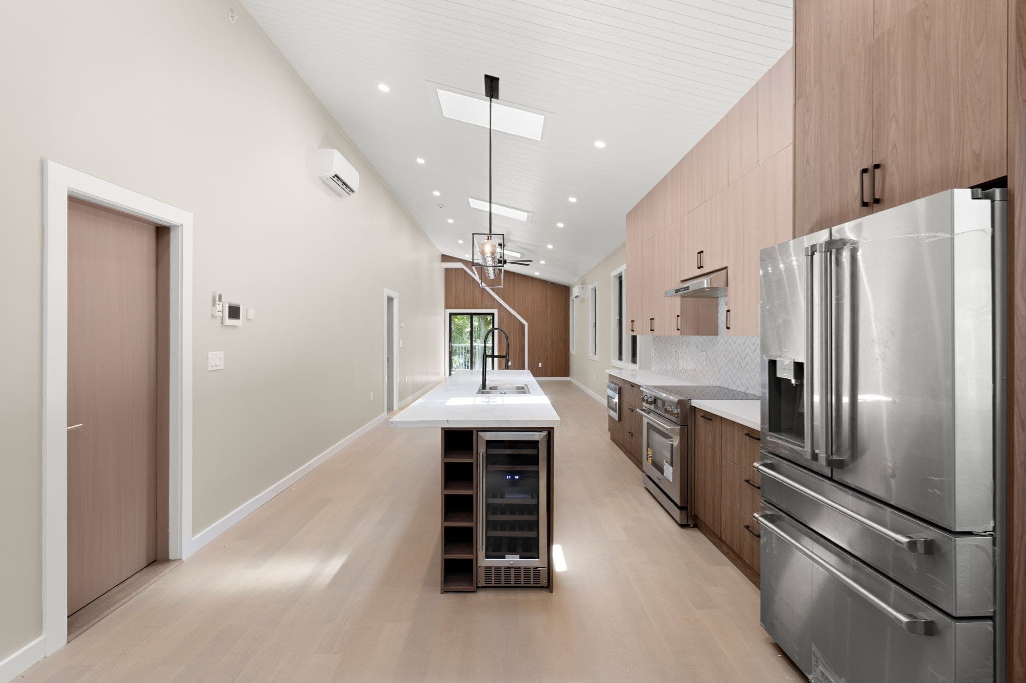 Condominium at 14 Schuyler # 4, Boston MA 02121, Boston, photo 3 of 31