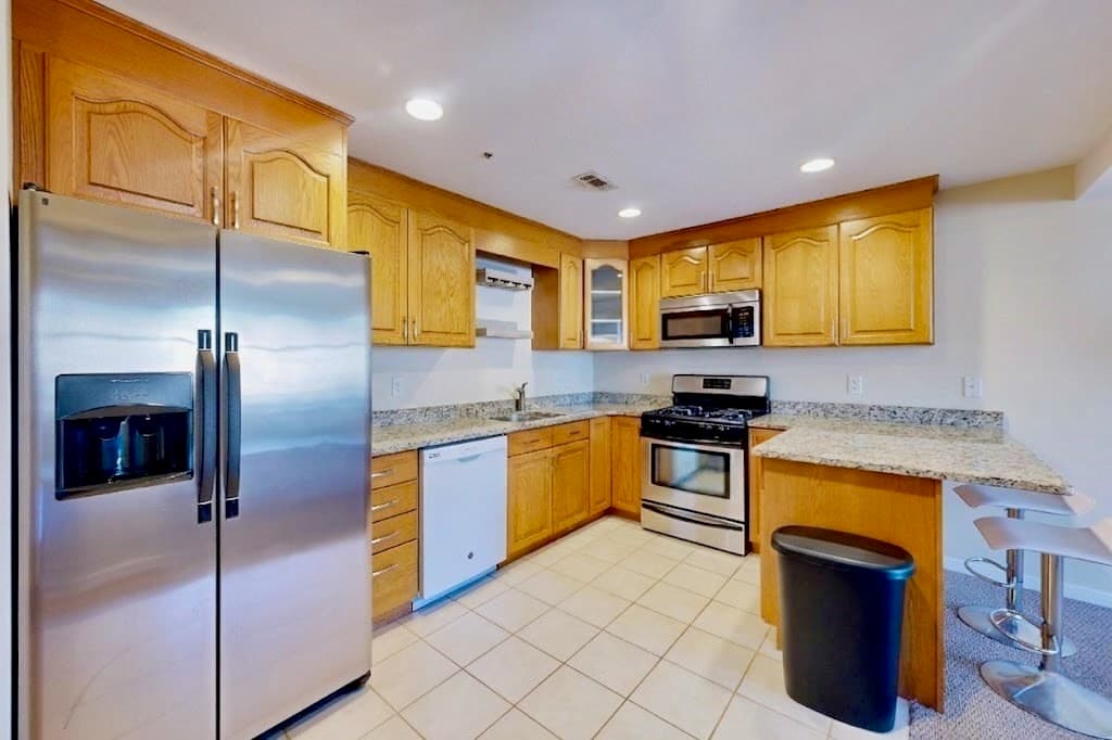Condominium at 110 Coolidge Hill Rd # 4, Watertown MA 02472, photo 2 of 19