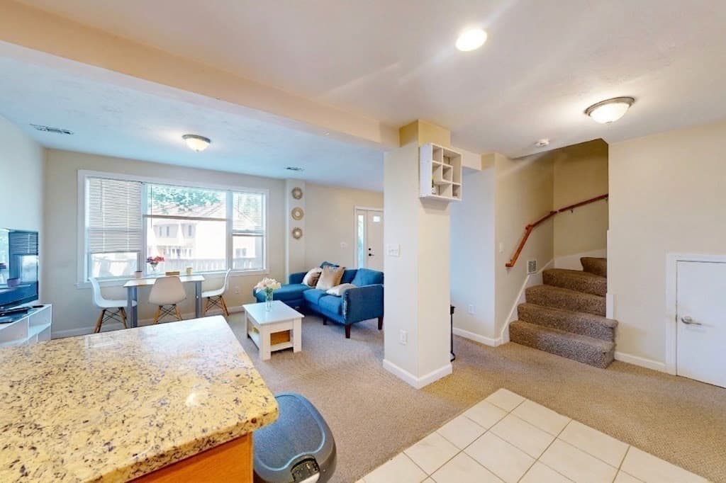 Condominium at 110 Coolidge Hill Rd # 4, Watertown MA 02472, photo 4 of 19