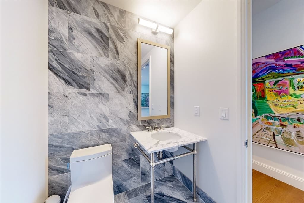 Condominium at 240 Devonshire St # 6011, Boston MA 02110, photo 12 of 38