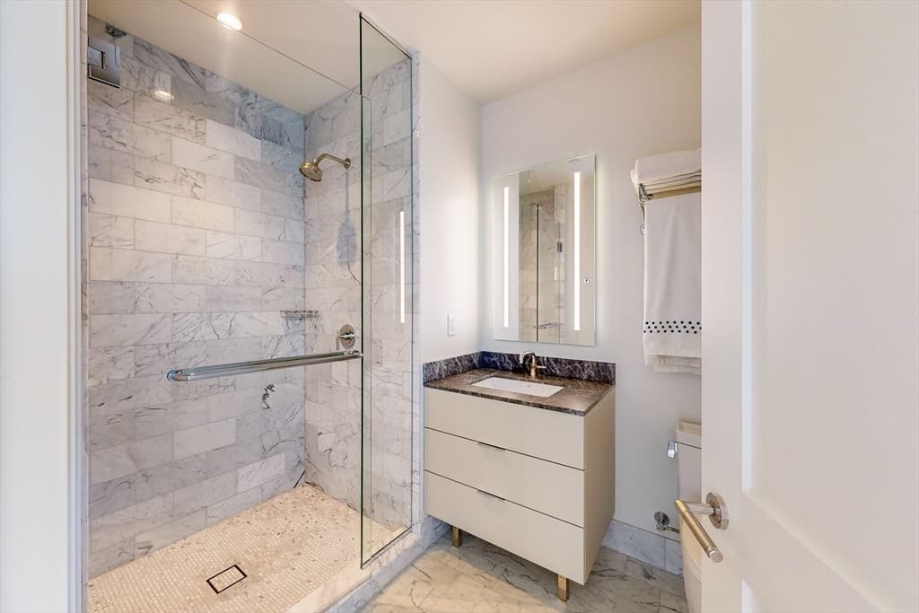 Condominium at 240 Devonshire St # 6011, Boston MA 02110, photo 11 of 38