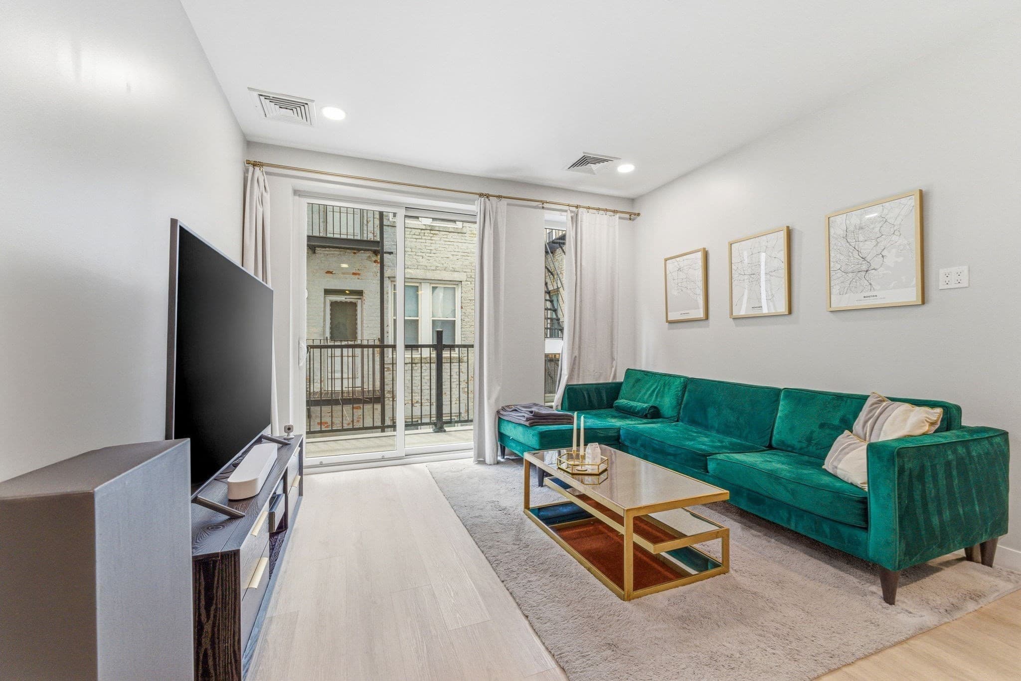 Condominium at 157 Chestnut St # 203, Chelsea MA 02150, Chelsea, photo 7 of 31