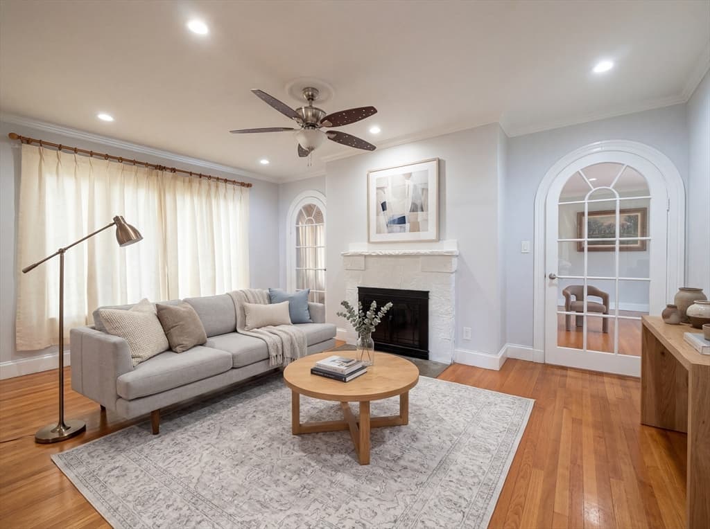 Single Family Residence at 115 Hawthorn Rd, Braintree MA 02184, Braintree, photo 6 of 37
