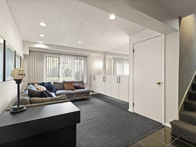 Single Family Residence at 19 Selwyn Rd, Newton MA 02461, photo 22 of 27