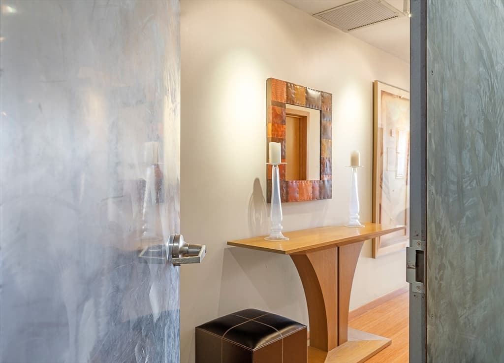 Condominium at 485-495 Harrison Ave # 404, Boston MA 02118, photo 18 of 24