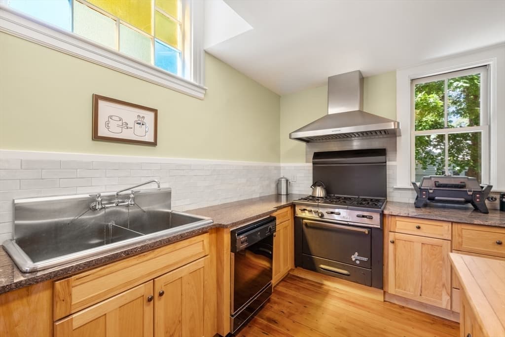 535 Washington Street, Duxbury MA 02332 photo 35