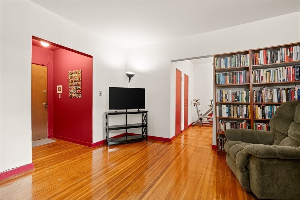 Condominium at 1408 Commonwealth Ave # 11, Boston MA 02134, photo 12 of 26