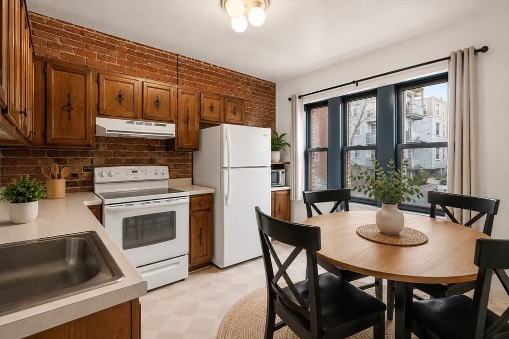 Condominium at 1408 Commonwealth Ave # 11, Boston MA 02134, photo 3 of 26