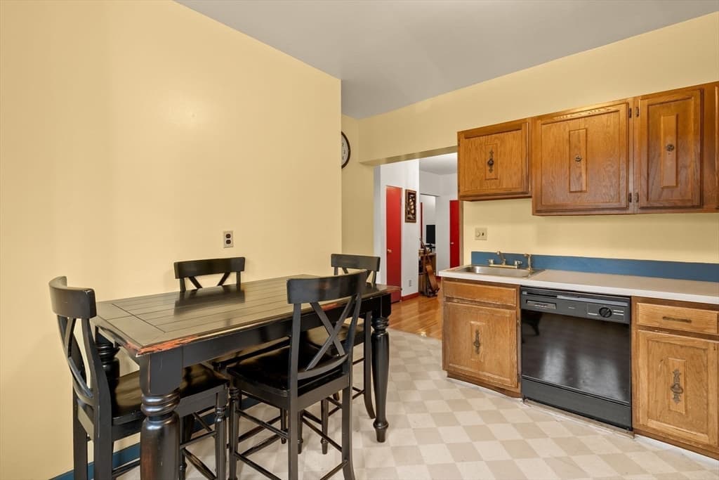 Condominium at 1408 Commonwealth Ave # 11, Boston MA 02134, photo 9 of 26
