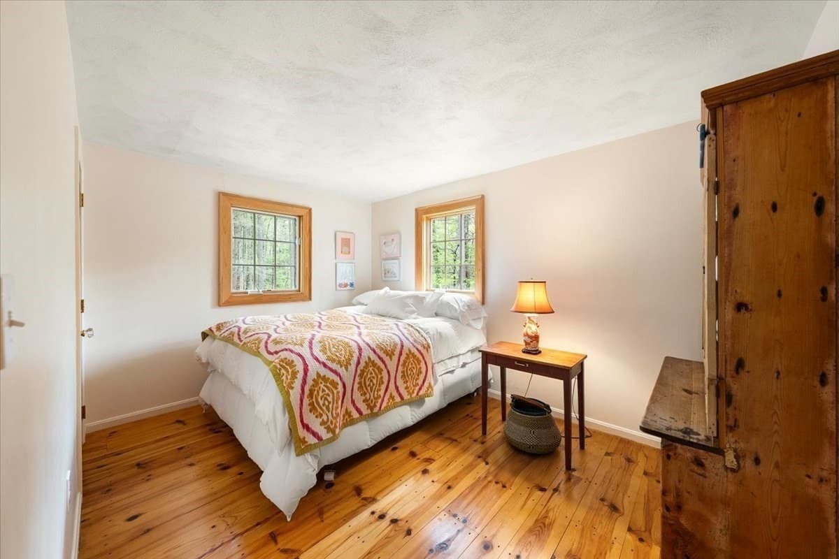 Single Family Residence at 100 S Harbor Rd, Townsend MA 01469, Townsend, photo 17 of 29
