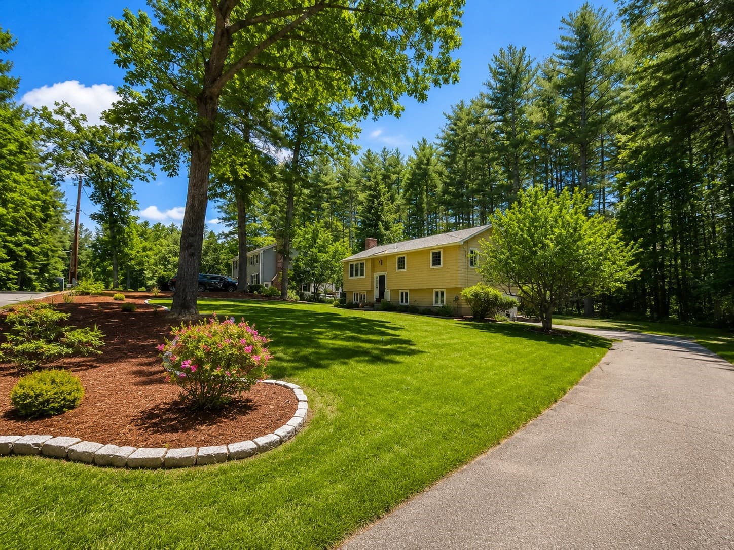 Single Family Residence at 100 S Harbor Rd, Townsend MA 01469, Townsend, photo 28 of 29