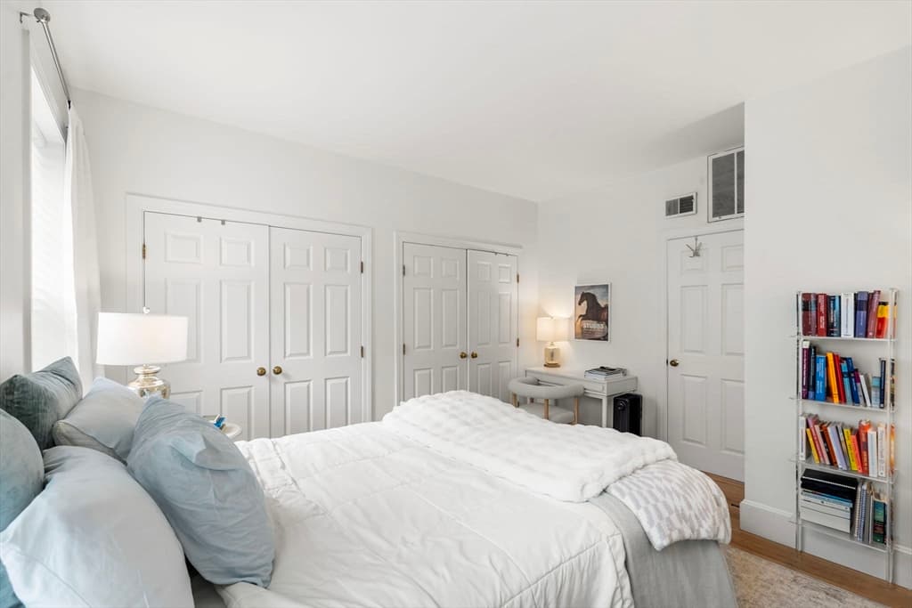 Condominium at 21 Hancock St # 3, Boston MA 02114, photo 6 of 23