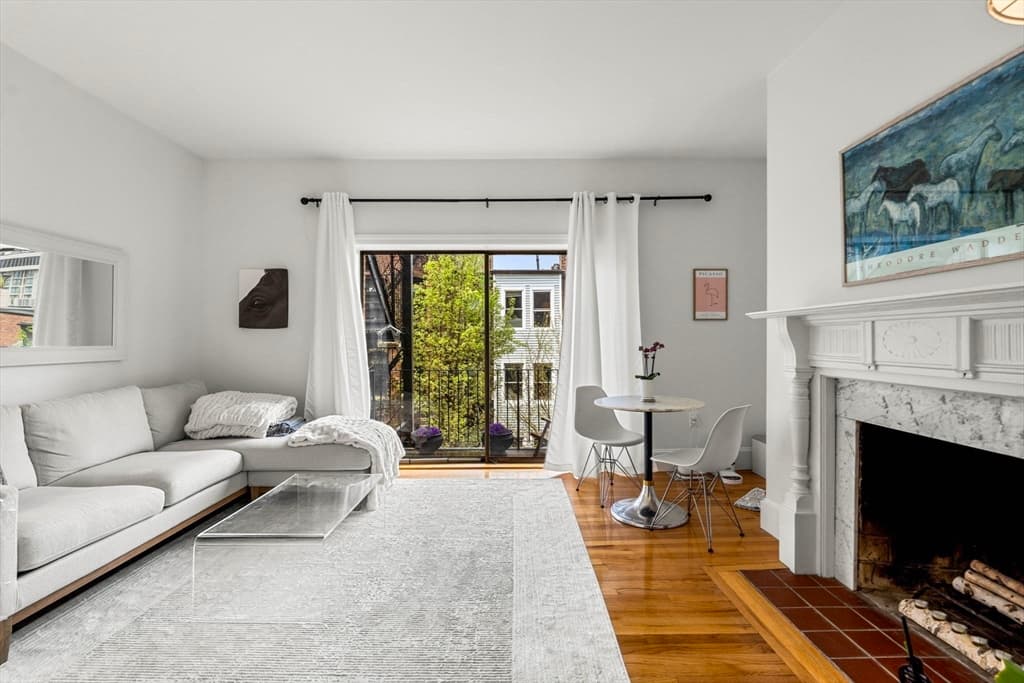 Condominium at 21 Hancock St # 3, Boston MA 02114, photo 3 of 23