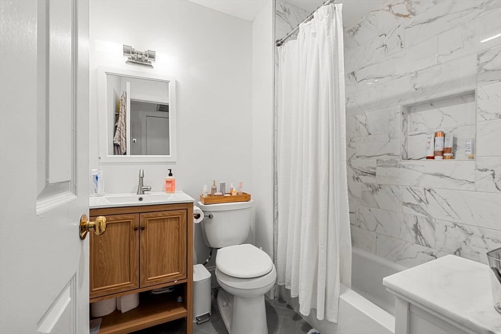 Condominium at 21 Hancock St # 3, Boston MA 02114, photo 11 of 23