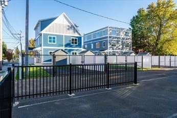 680 South East St., Holyoke MA 01040 photo 10