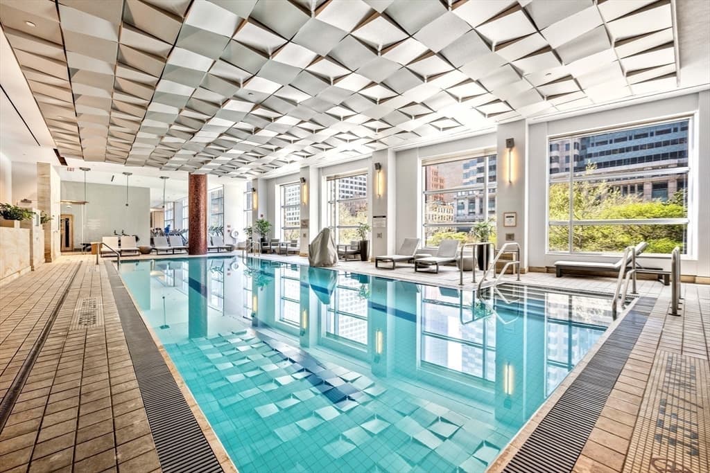Condominium at 500 Atlantic Ave # 14S, Boston MA 02210, photo 8 of 12