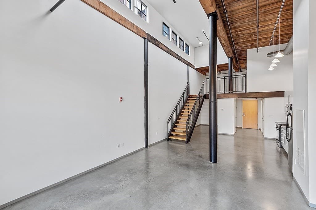 Condominium at 160 Water St # 115, Williamstown MA 01267, photo 8 of 40