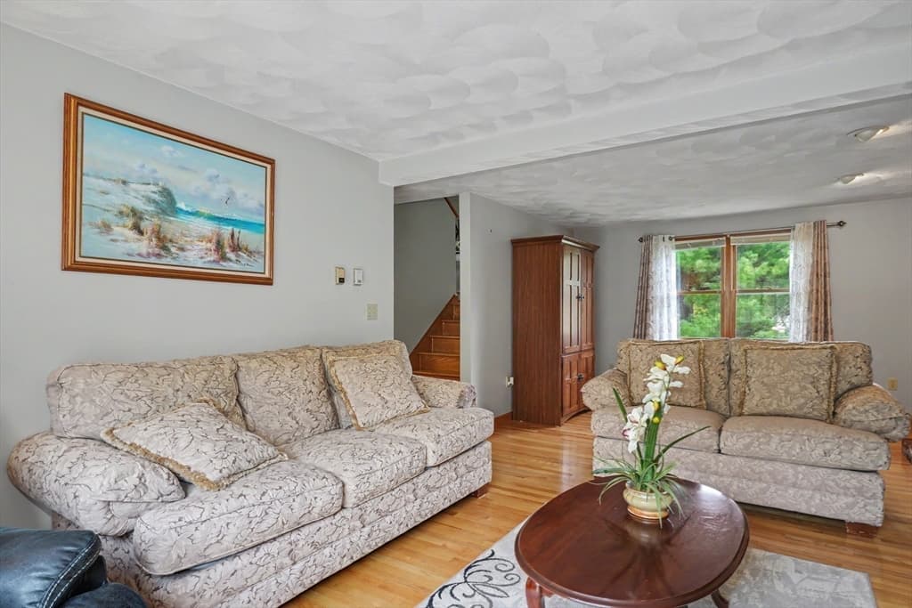 Single Family Residence at 26 Frederick Circle, Tewksbury MA 01876, photo 8 of 29