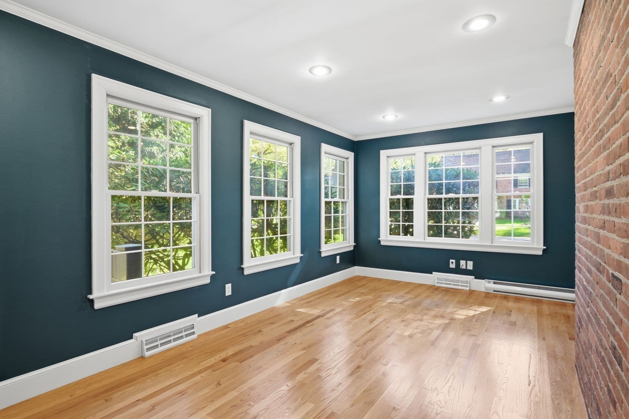 Single Family Residence at 38 Oxford Road, Longmeadow MA 01106, photo 6 of 42